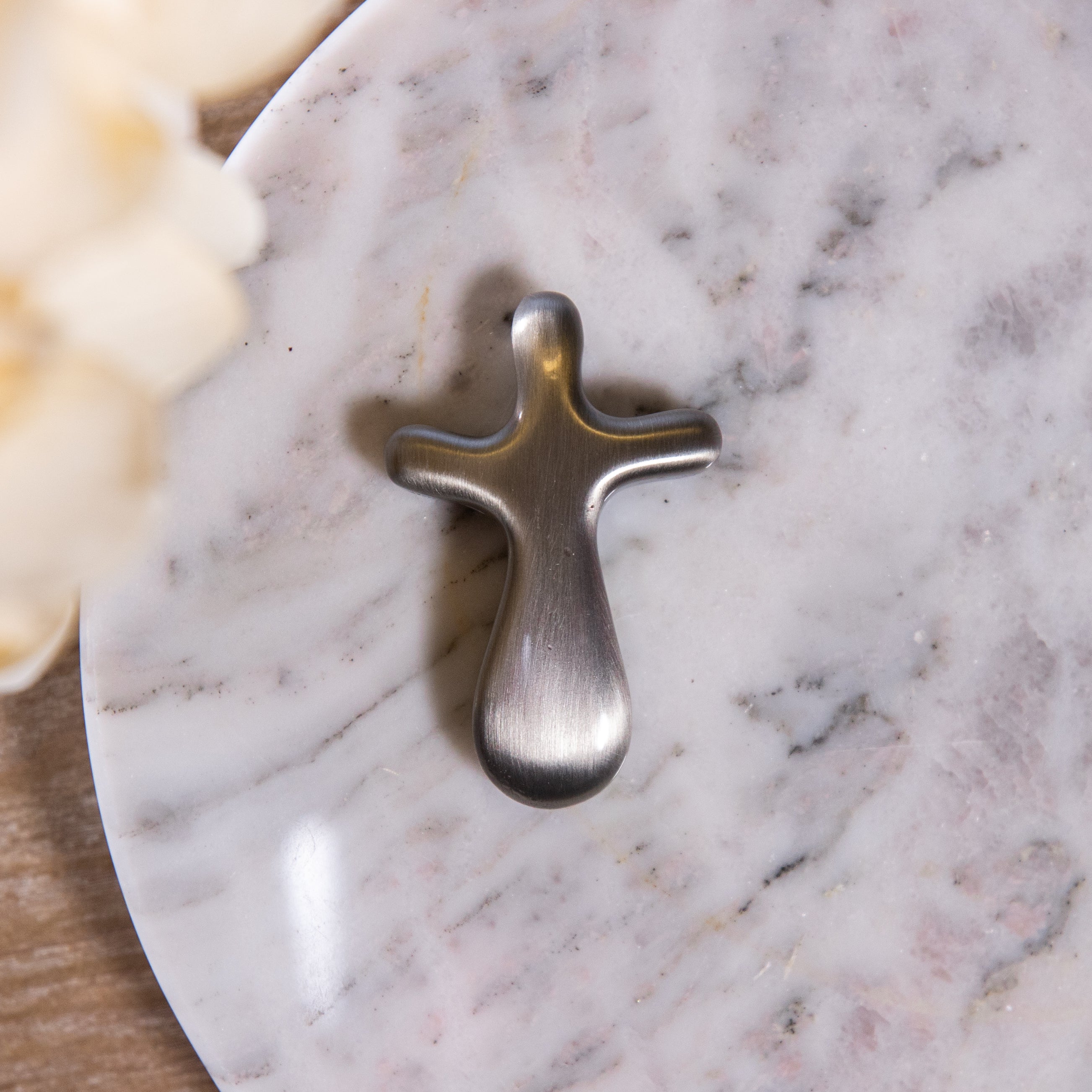 Bag Clip - Cross - Gold