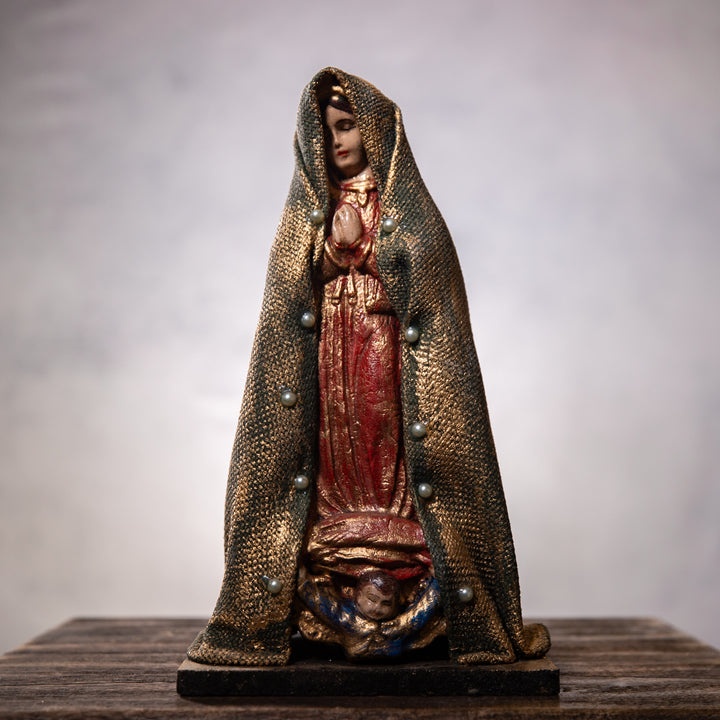 Statue - OLG - Red Dress - Sculpture