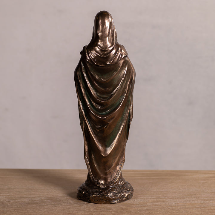 IHM Statue