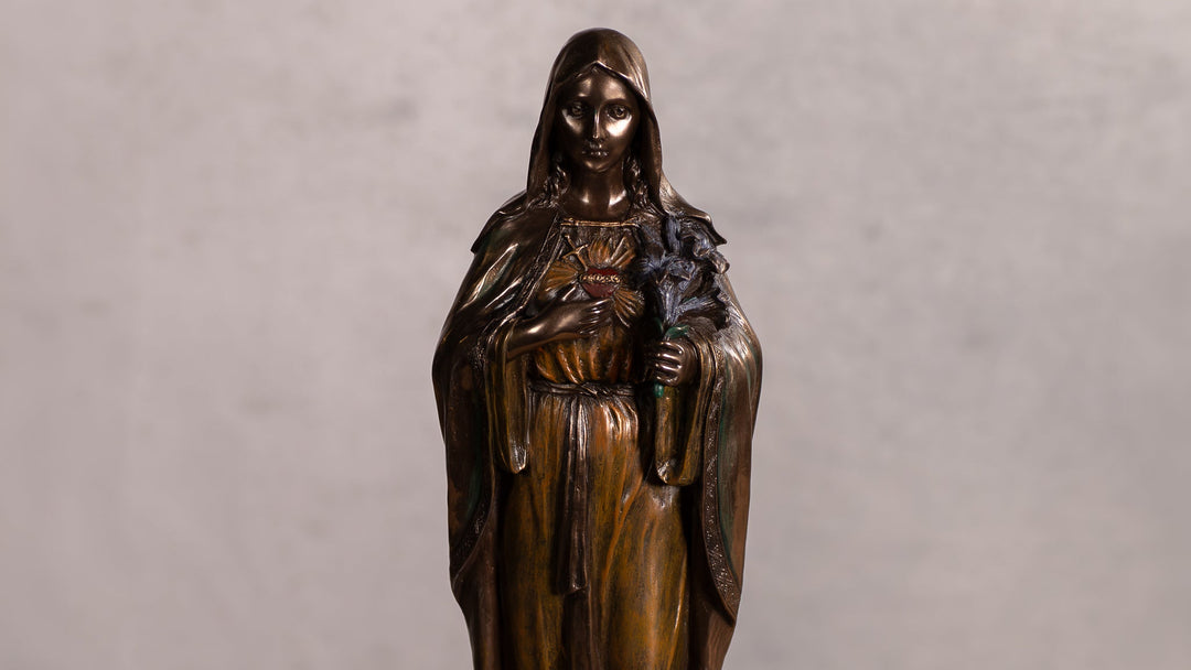 IHM Statue