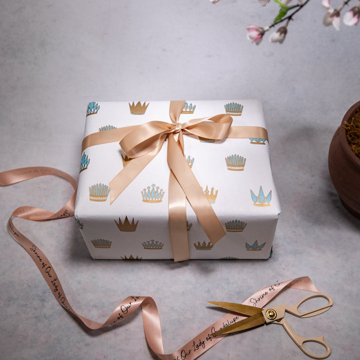 Gift Wrap - Royal Crown