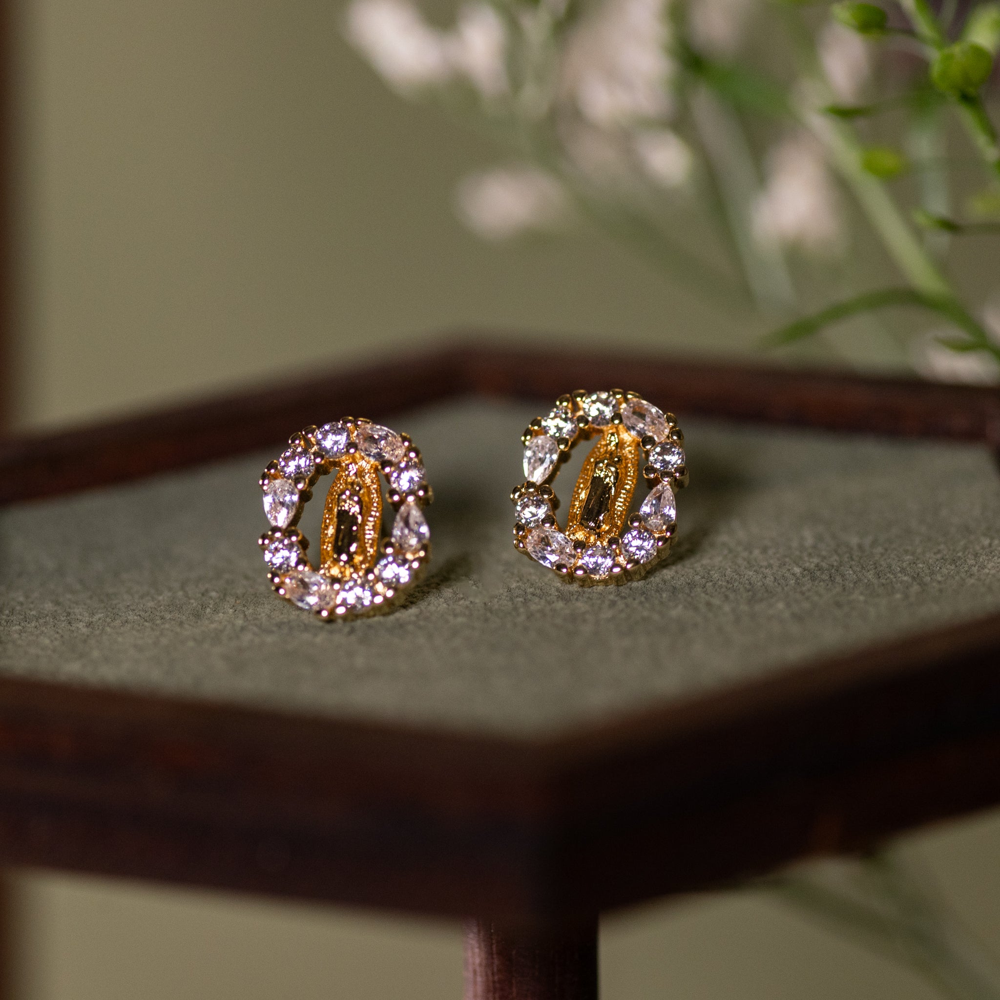 Earrings - OLG - 16K Gold Filled - Oval