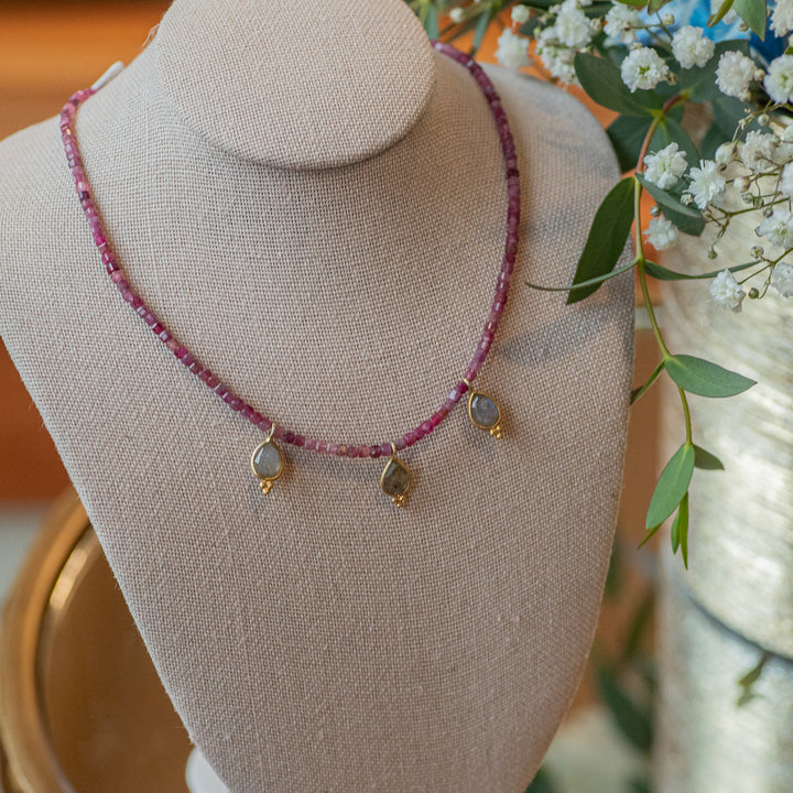 Maoli Labradorite Pendant Necklace