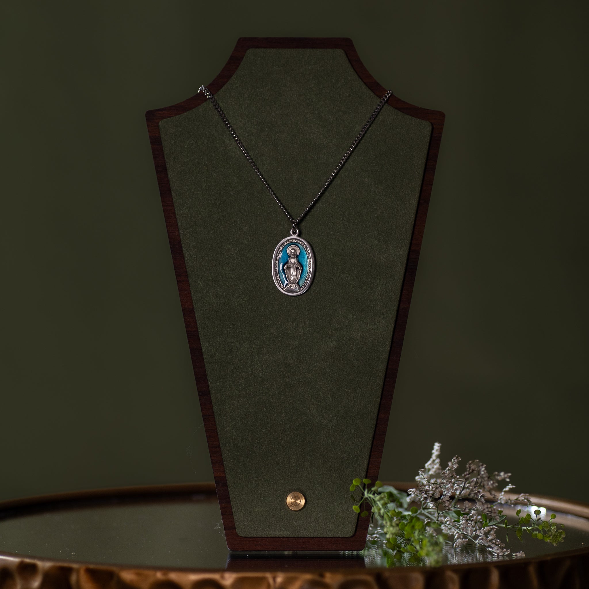 Pendant - MM w Blue Epoxy - Round - Sterling Silver - 18"