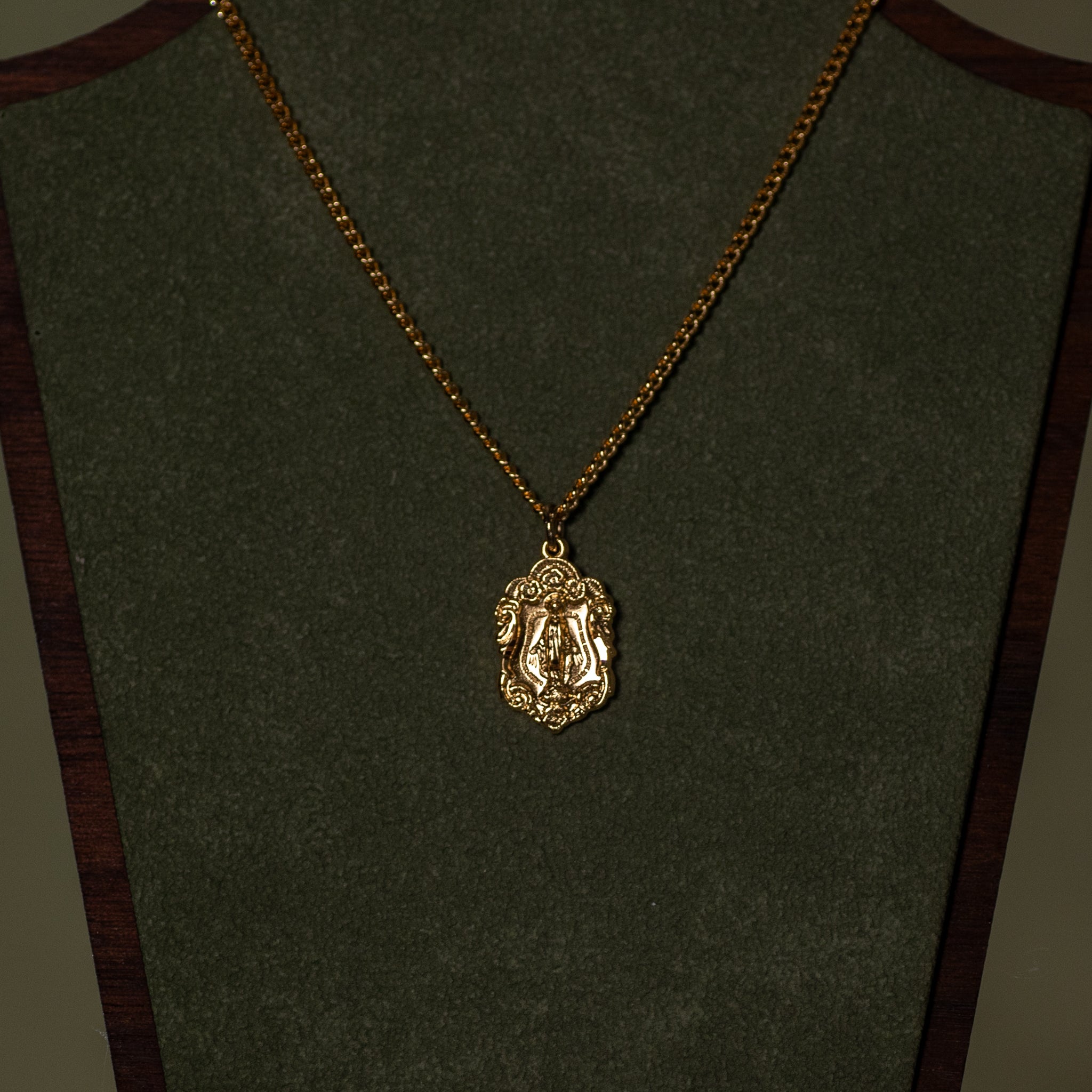 Pendant - MM - 16k Gold over Sterling - 18" Gold Plated Curb Chain