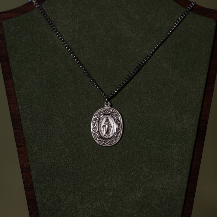 Pendant - MM - SS - 18" Stainles Steel Chain