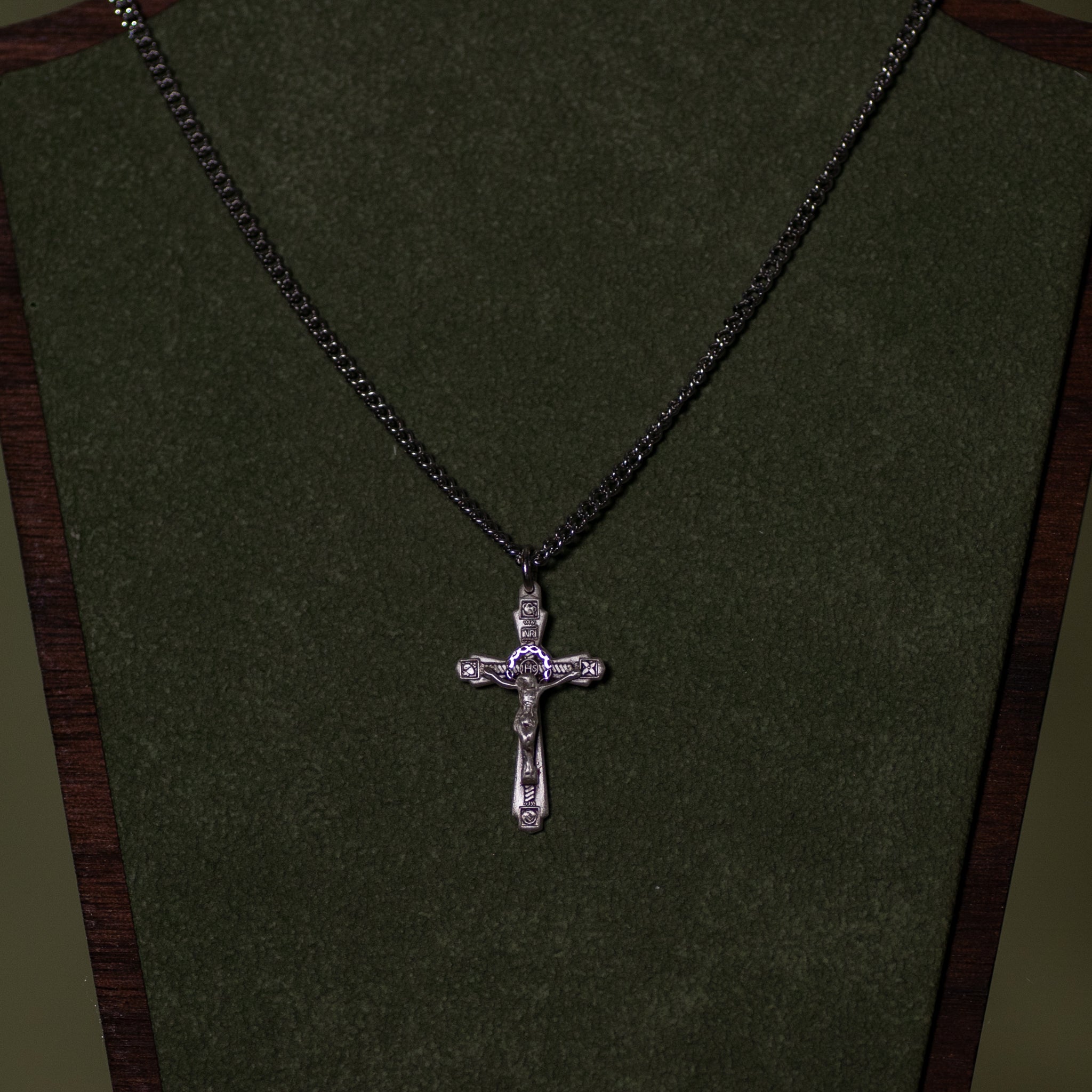 Pendant - Crucifix - Fancy - Sterling Silver - 18" Stainless Steel Curb Chain