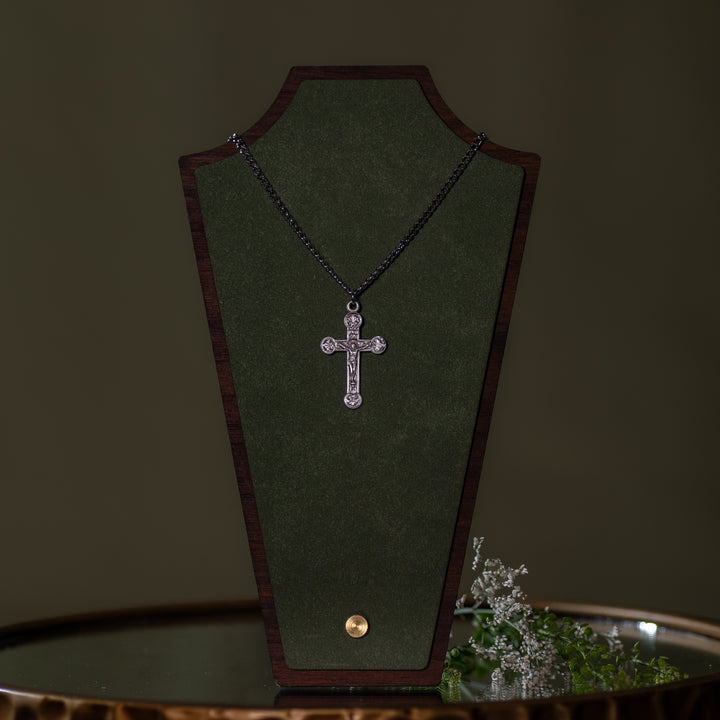 Pendant - Crucifix - Floret Tipped - 24" Stainless Steel Curb Chain