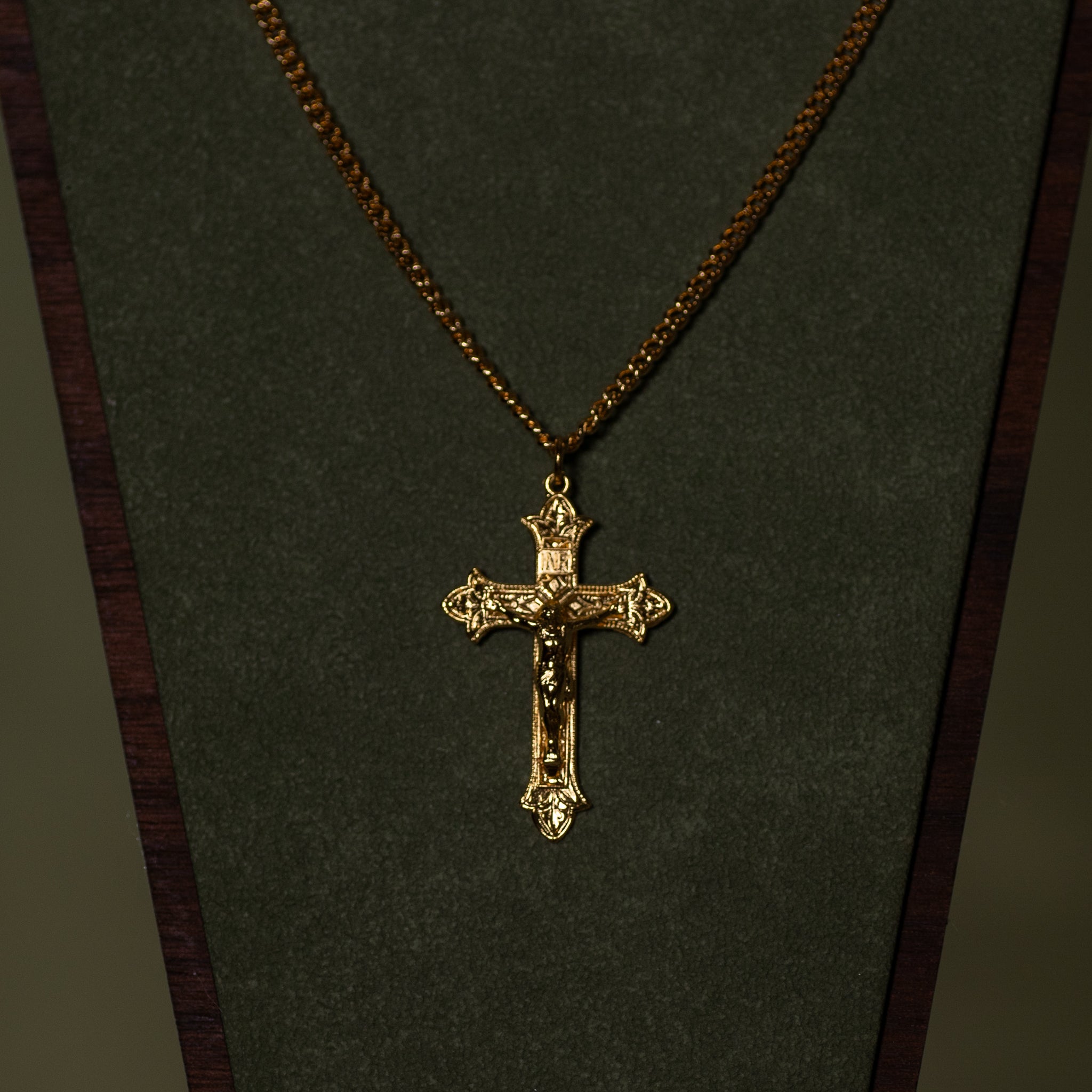 Pendant - Crucifix - Fleur De Lis Tip - 16kt Gold Over SS- 24" Gold Plated Chain