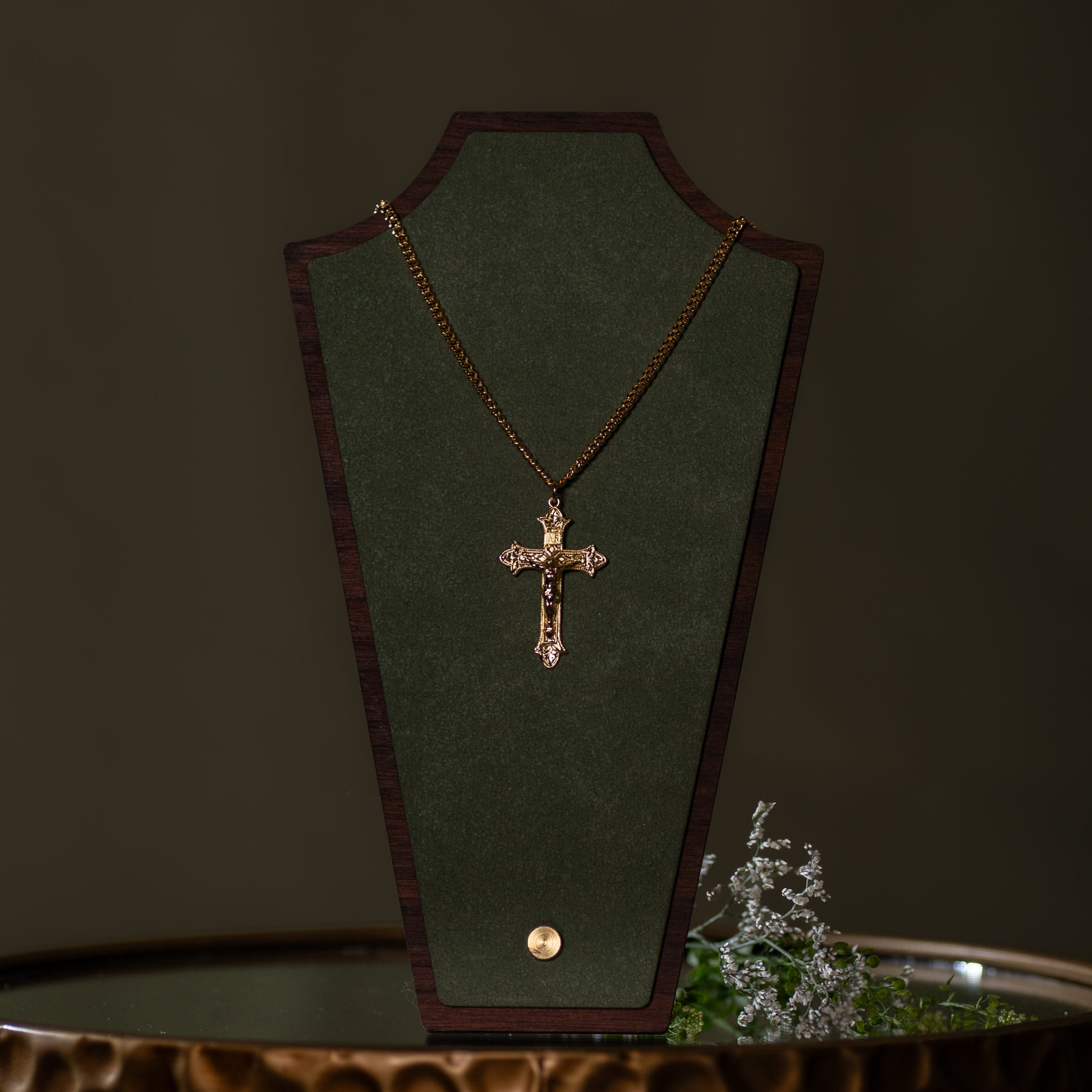 Pendant - Crucifix - Fleur De Lis Tip - 16kt Gold Over SS- 24" Gold Plated Chain
