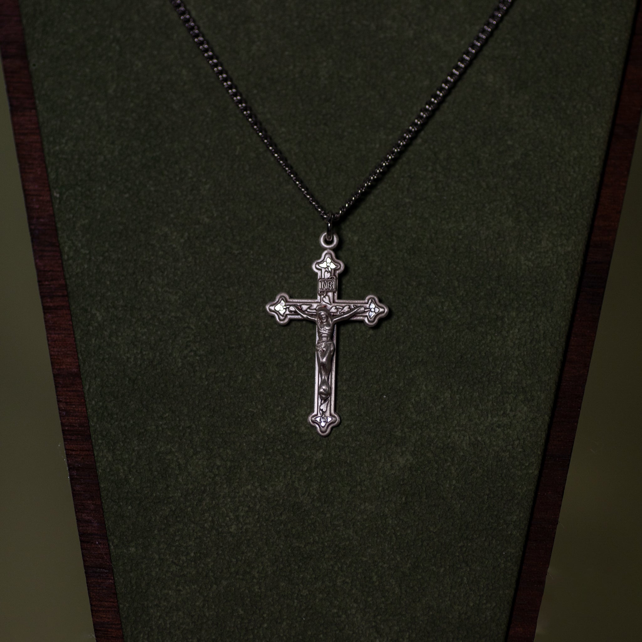 Pendant - Crucifix - Vine - Sterling Silver - 20" Stainless Steel Curb Chain