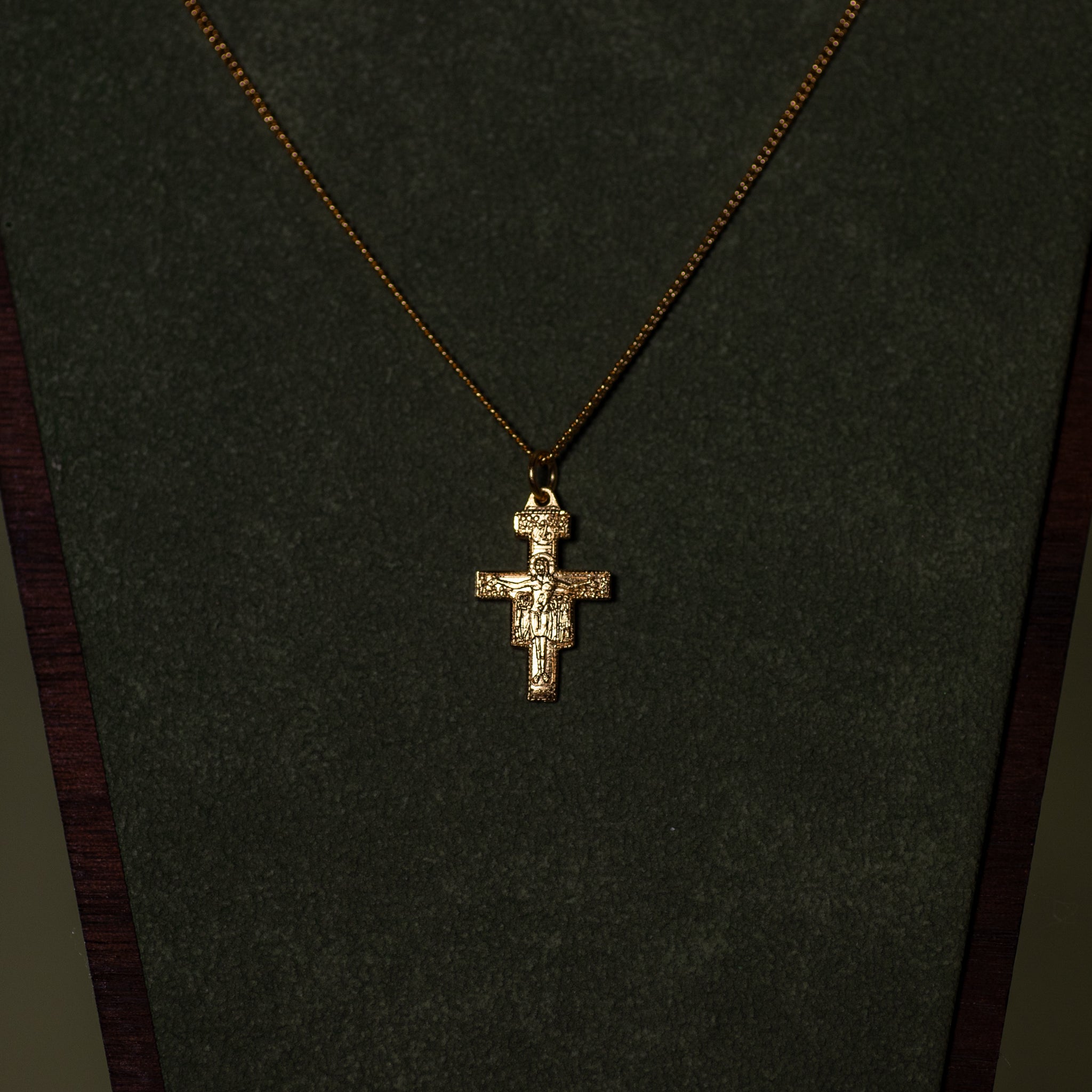 Pendant - San Damiano Crucifix - 16kt Gold Over Sterling Silver - 18" Gold Plated Curb Chain