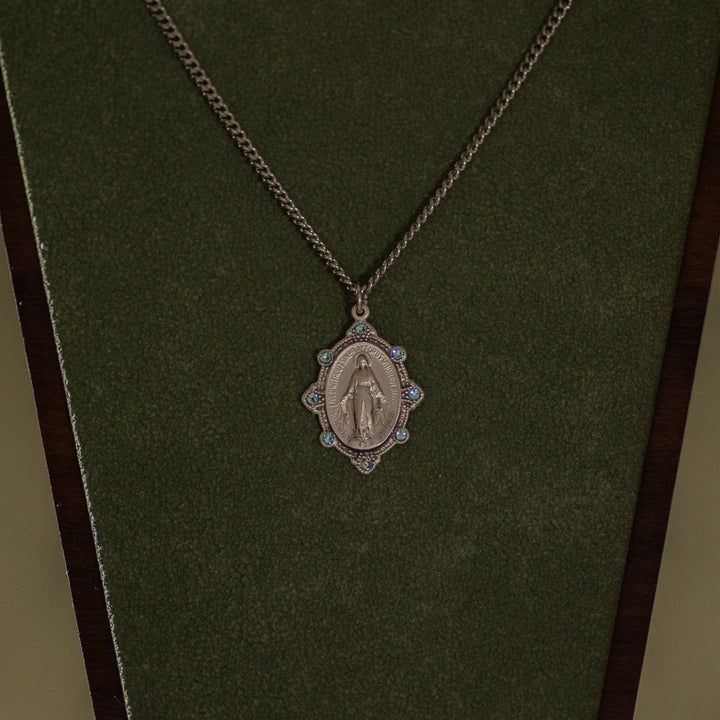 Pendant - MM Light Saphire Stones - Sterling Silver - 18" Rhodium Plated Chain