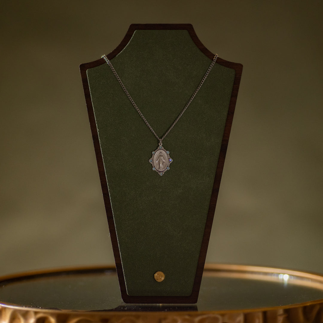 Pendant - MM Light Saphire Stones - Sterling Silver - 18" Rhodium Plated Chain