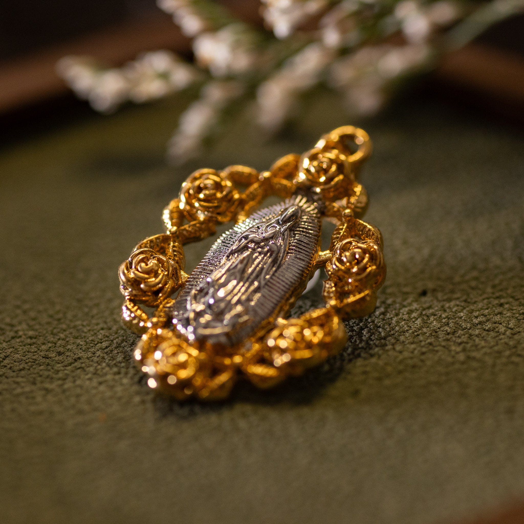 Pendant - OLG - Rose Border - Tu-tone - 24k Gold Filled