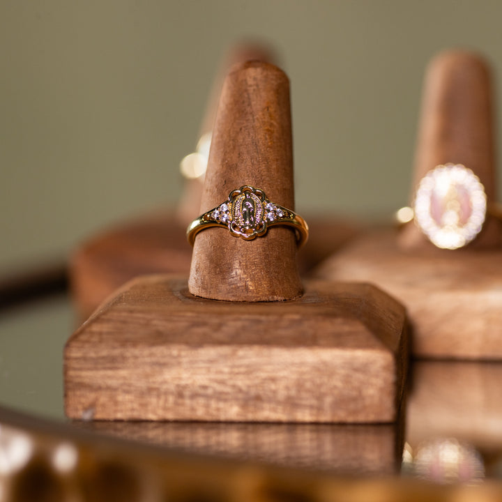 Ring - OLG - Gold - Oval - Crystals