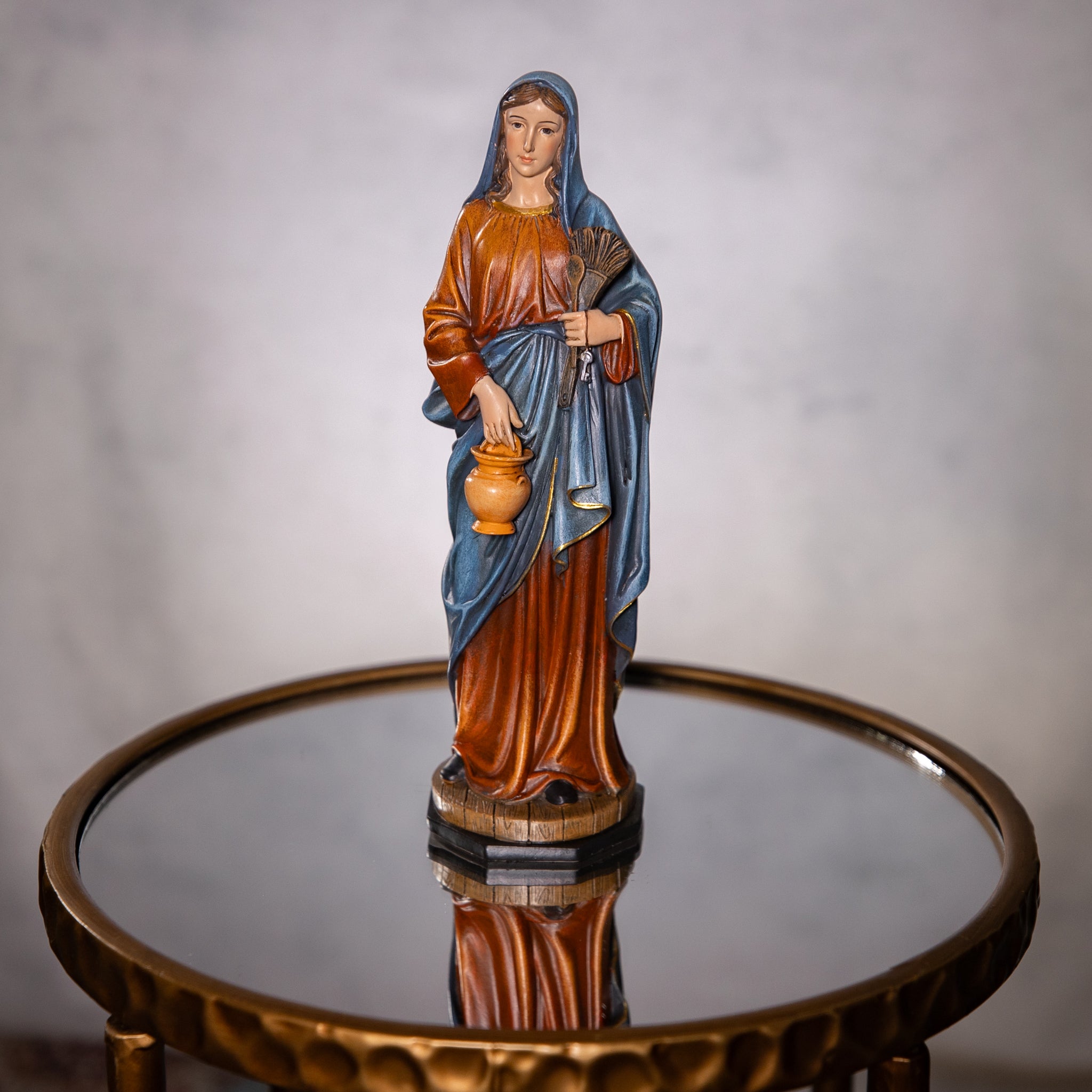Statue - Kitchen Madonna - Resin/Color - 9.25"